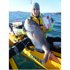 CHOMP GRUB SOFTBAIT, 7" (180mm) WITH SLOT FOR EASE OF FIXING THE JIG HOOK (8)